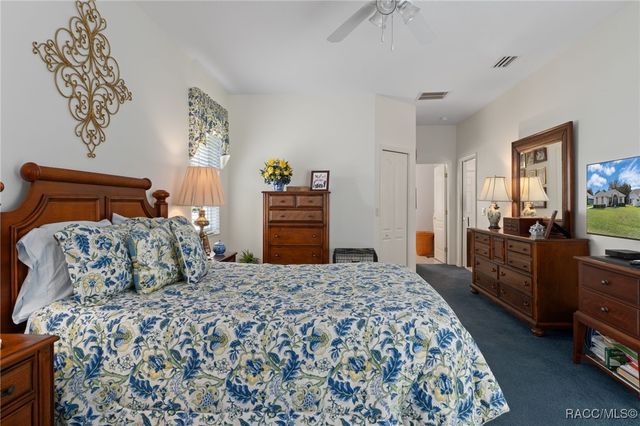 2786 N Canterbury Lake Drive, Hernando, FL 34442