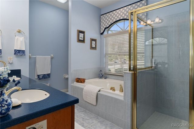 2786 N Canterbury Lake Drive, Hernando, FL 34442