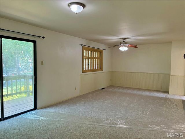 100 Conway Cove Drive, Chesterfield, MO 63017