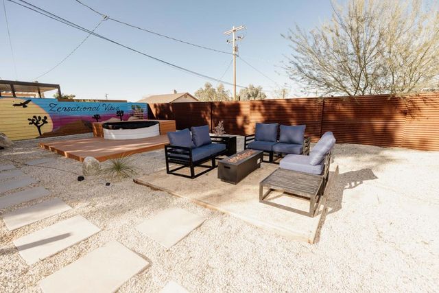 62004 Sunburst Circle, Joshua Tree, CA 92252