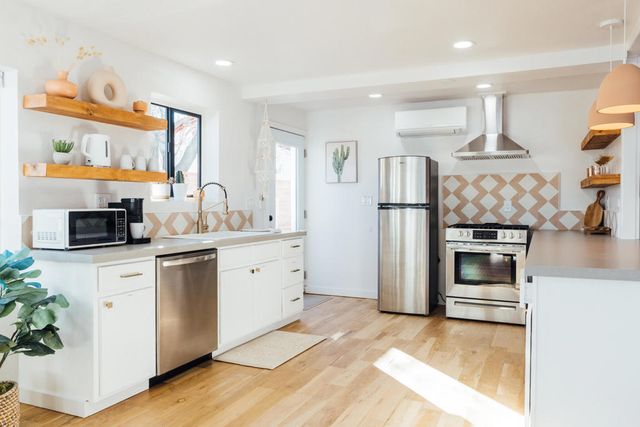 62004 Sunburst Circle, Joshua Tree, CA 92252