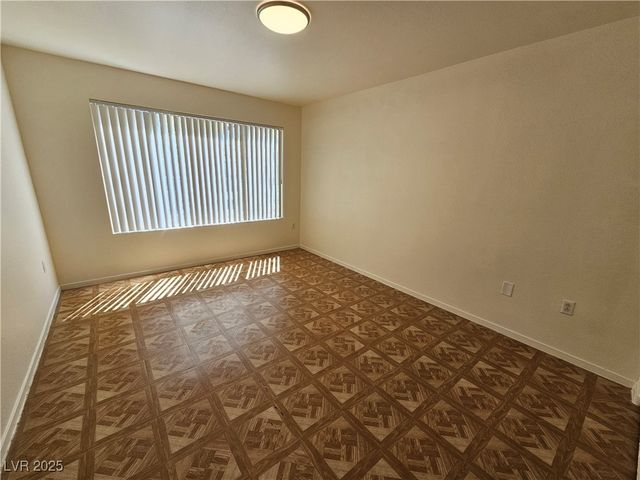 5710 East TROPICANA Avenue 1124, Las Vegas, NV 89122