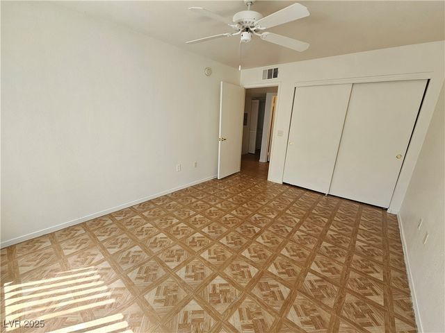 5710 East TROPICANA Avenue 1124, Las Vegas, NV 89122