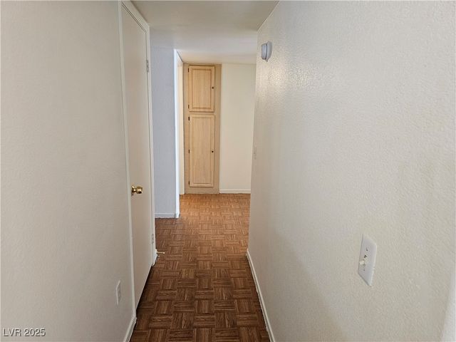 5710 East TROPICANA Avenue 1124, Las Vegas, NV 89122