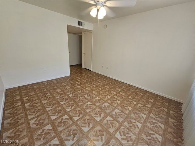 5710 East TROPICANA Avenue 1124, Las Vegas, NV 89122