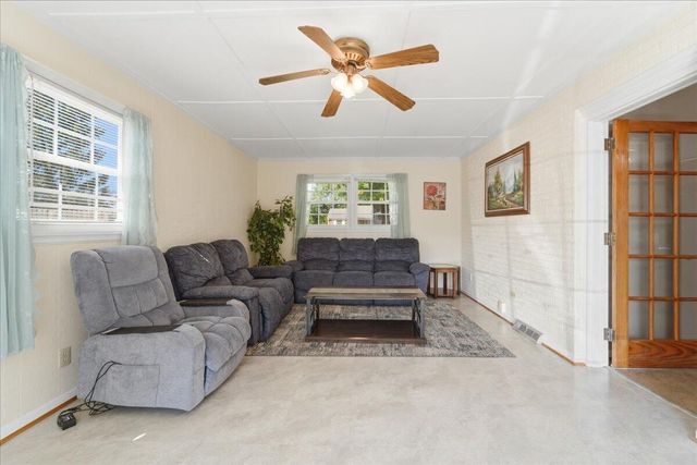 6701 Oleander CIR, Roanoke, VA 24019
