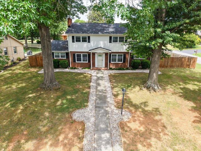 6701 Oleander CIR, Roanoke, VA 24019