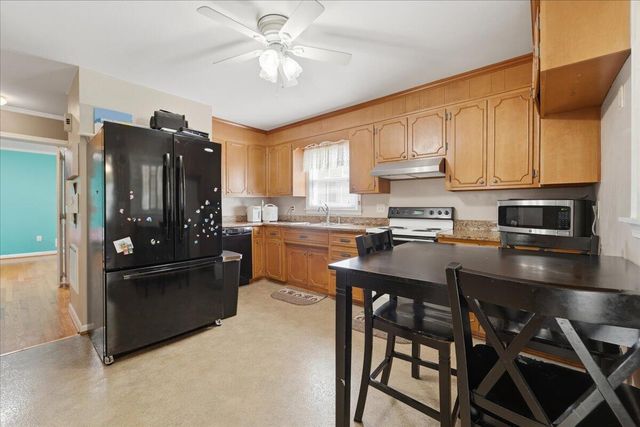 6701 Oleander CIR, Roanoke, VA 24019