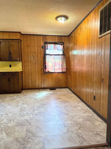 500 Gravel Hill Road, Altus, AR 72821