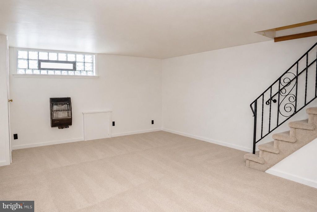 6249 LAWNDALE ST, PHILADELPHIA, PA 19111 — photo 4