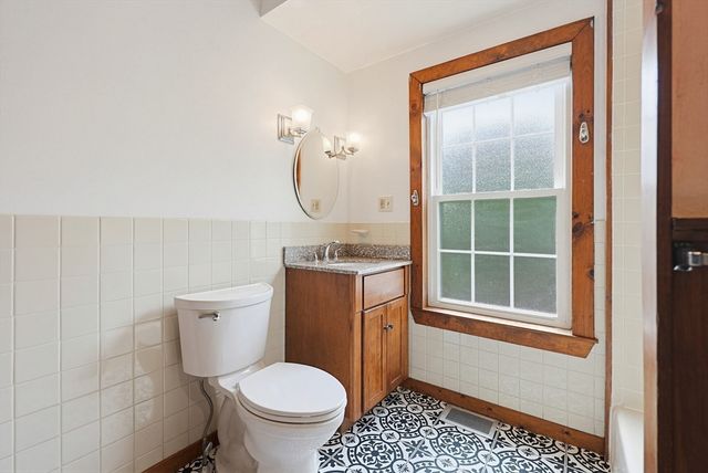 36 Albion St 2, Malden, MA 02148