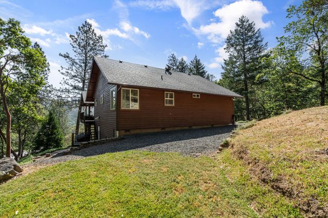 622 Schieffelin Gulch Road, Gold Hill, OR 97525