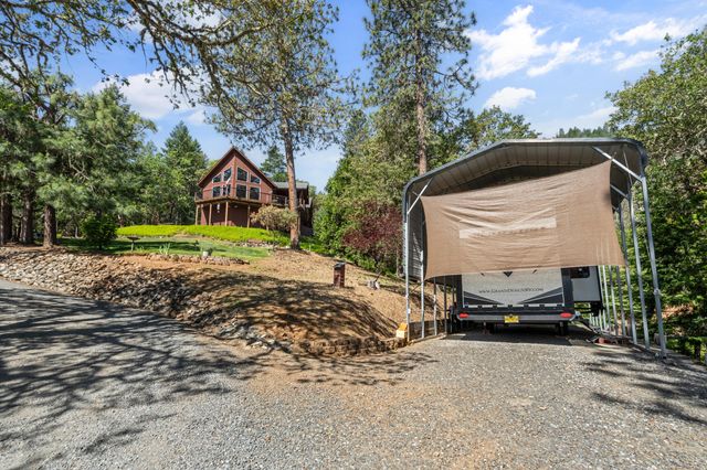 622 Schieffelin Gulch Road, Gold Hill, OR 97525
