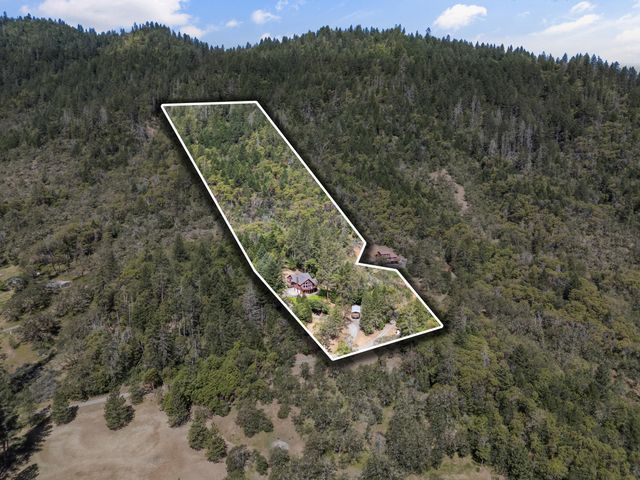 622 Schieffelin Gulch Road, Gold Hill, OR 97525