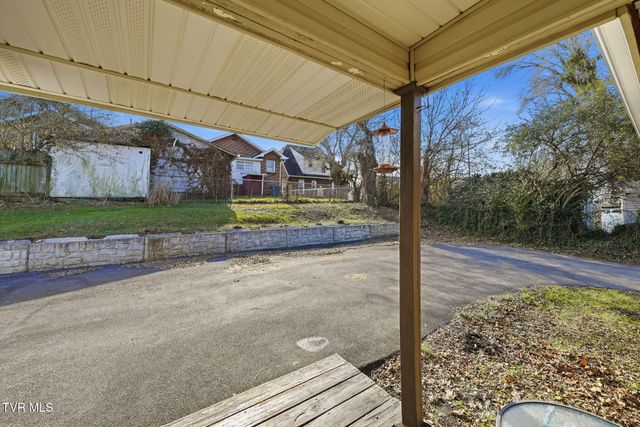 1608 Broad Street, Bristol, TN 37620