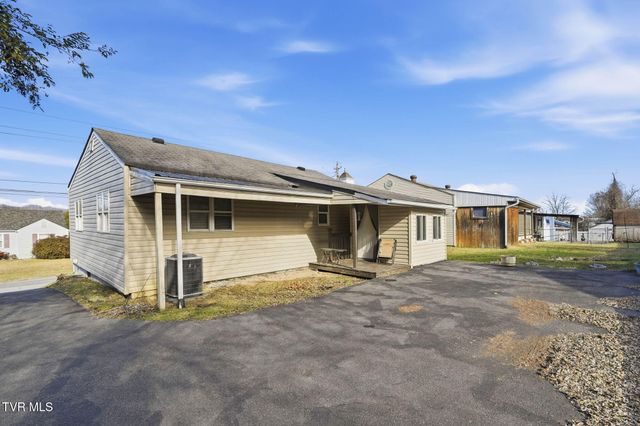 1608 Broad Street, Bristol, TN 37620