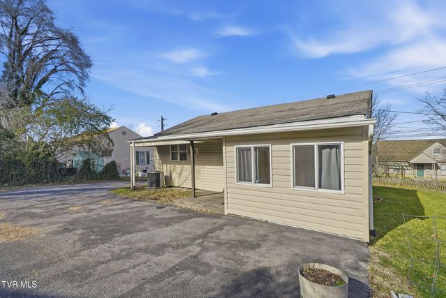 1608 Broad Street, Bristol, TN 37620