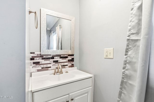 1608 Broad Street, Bristol, TN 37620