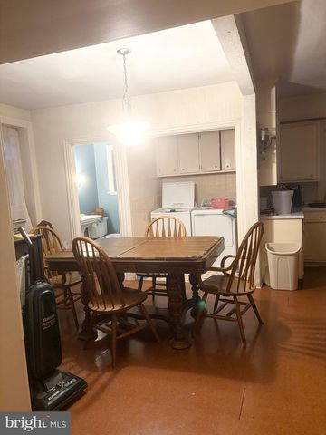 825 BLOOMING GLEN RD, Perkasie, PA 18944