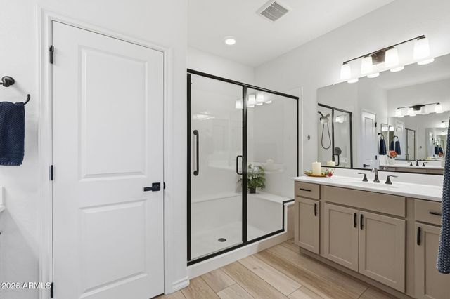 36016 N DESERT TEA Drive, Queen Creek, AZ 85140