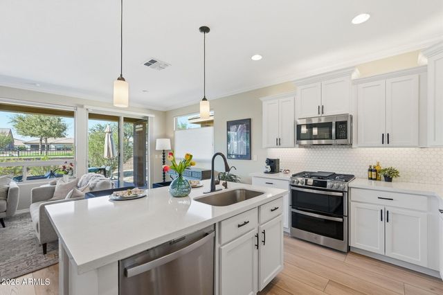 36016 N DESERT TEA Drive, Queen Creek, AZ 85140