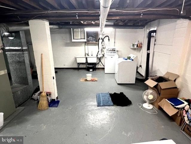 1104 GLENWOOD AVE, Hagerstown, MD 21742