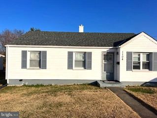 1104 GLENWOOD AVE, Hagerstown, MD 21742