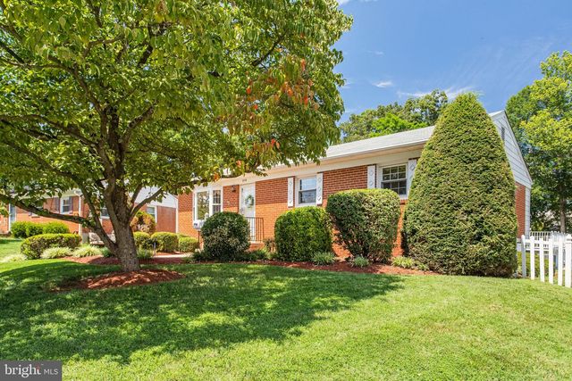 2118 CULPEPER DR, Woodbridge, VA 22191