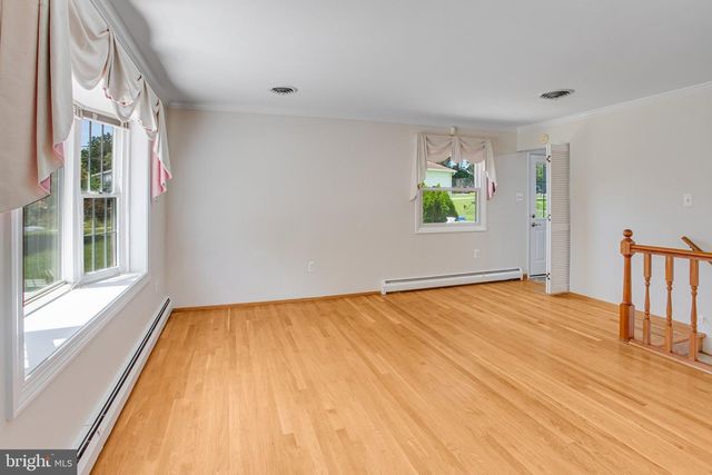 2118 CULPEPER DR, Woodbridge, VA 22191