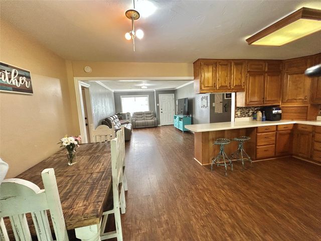 1651 Fm 371, Gainesville, TX 76240