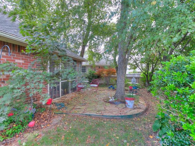 3300 Heather Glen Drive, Norman, OK 73072