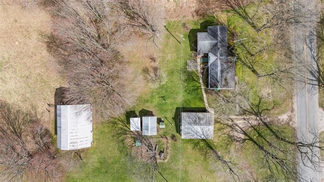 55796 92nd Avenue, Dowagiac, MI 49047