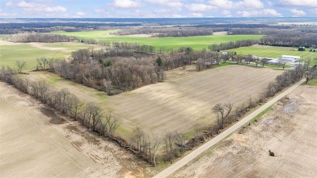 55796 92nd Avenue, Dowagiac, MI 49047