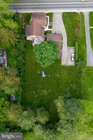 1626 LAMPETER ROAD, Lancaster, PA 17602