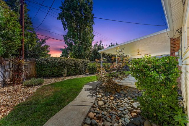 2144 Danbury Way, Rancho Cordova, CA 95670