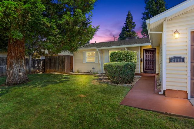 2144 Danbury Way, Rancho Cordova, CA 95670