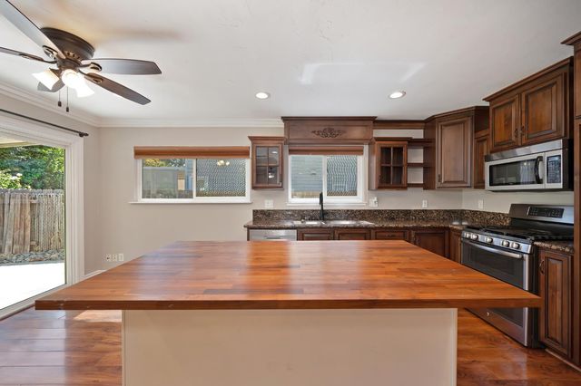 2144 Danbury Way, Rancho Cordova, CA 95670