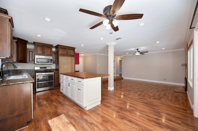 2144 Danbury Way, Rancho Cordova, CA 95670