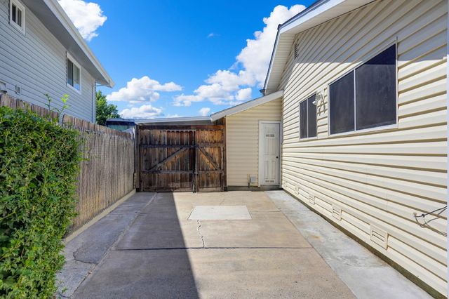 2144 Danbury Way, Rancho Cordova, CA 95670