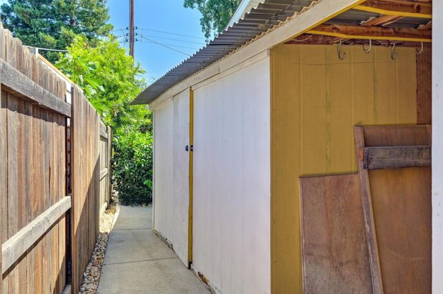 2144 Danbury Way, Rancho Cordova, CA 95670