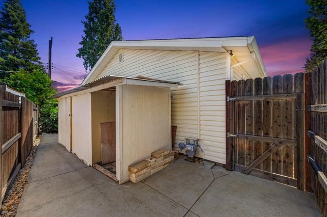 2144 Danbury Way, Rancho Cordova, CA 95670