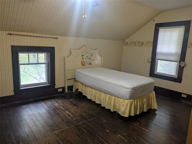 141 W 3RD Street, Waterford, PA 16441