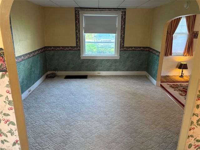141 W 3RD Street, Waterford, PA 16441