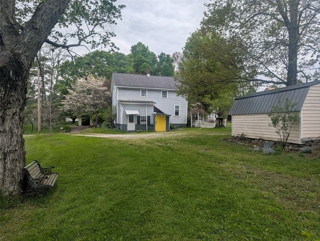 141 W 3RD Street, Waterford, PA 16441
