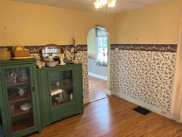 141 W 3RD Street, Waterford, PA 16441