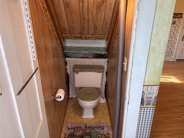 141 W 3RD Street, Waterford, PA 16441