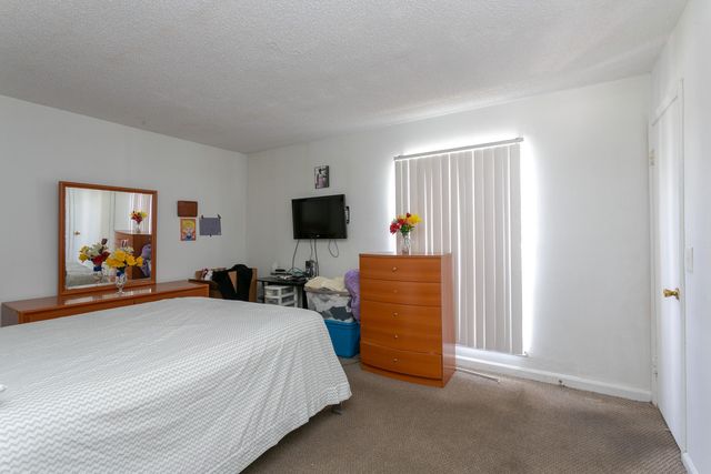 1500 N Congress Avenue C29, West Palm Beach, FL 33401