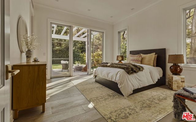 1000 N Norman Place, Los Angeles, CA 90049