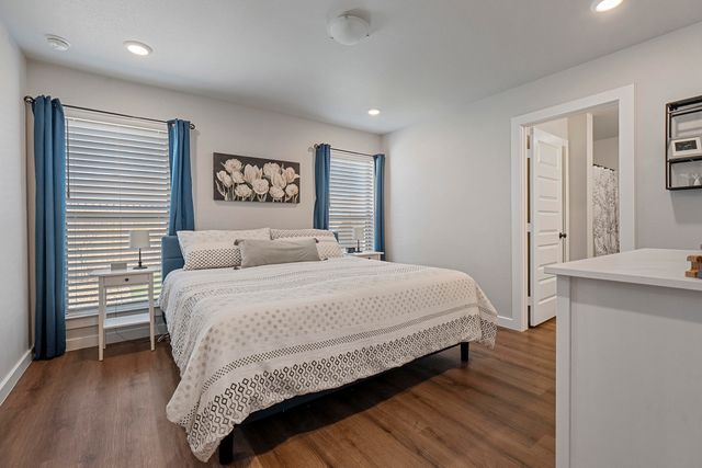 2914 Cottonwood Avenue, Wolfforth, TX 79382