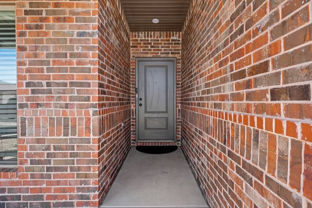 2914 Cottonwood Avenue, Wolfforth, TX 79382